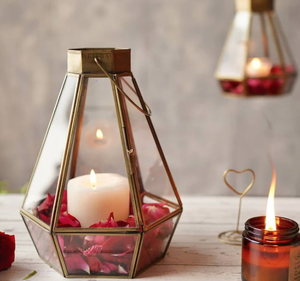 Linterna de gota rústica Juego de acabado de latón antiguo Linternas de portavelas de metal de 9,4 pulgadas y 7,4 pulgadas Linternas decorativas de aspecto antiguo - Product Image 2