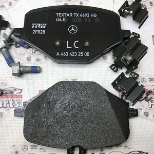 ผ้าเบรก Textar รุ่น Tx 4693 Hg สำหรับรถยนต์เมอร์เซเดส-เบนซ์ W204 C204 A0004204202 - Product Image 1