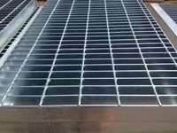 Grille de drainage en acier robuste pour tranchées