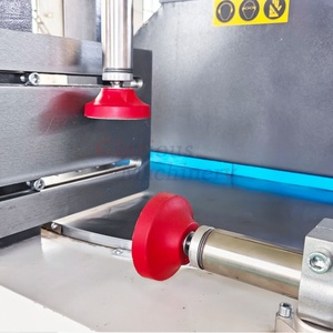 Sierra de corte de precisión para ventanas, equipo CNC de una hoja, máquina para fabricar puertas de aluminio de perfil único - Product Image 4