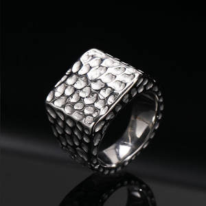 แหวนกันน้ำไม่หมอง คุณภาพดี ชุบทอง 14k 18k PVD แหวนสแตนเลส 316L แหวนทรงก้อนทองสำหรับผู้หญิง - Product Image 2