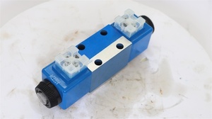 Vannes Solénoïdes Hydrauliques Lainuo Série DG4V DG4V-5-2C-M-U-C6-20 DG4V-3-0A-M-U-H7-60 DG4V-5-2A-M-U-A6-20 - Product Image 1