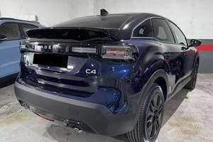 PARFAIT voiture d'<span class=keywords><strong>occasion</strong></span> 2025 CitroenS <span class=keywords><strong>C4</strong></span> Collection eDCT6 1.2 mHEV 1.2L SUV prêt à l'emploi, pas d'accident prêt à être expédié dans le monde entier - Product Image 5