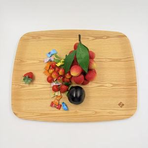 Plateau de service en bois de frêne 46x35,5 cm, motif boisé, pour fruits, collations, usage domestique - Product Image 1