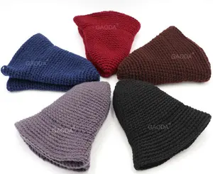 Bulk Customized High Quality Lady Knitted Winter Hat With Custom Logo For Women