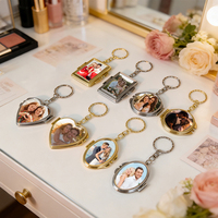Personnalisation en gros de porte-clés miroir de maquillage, porte-clés miroir de poche miniature en métal personnalisé par sublimation