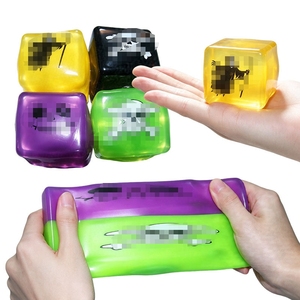 Cubes de farine d'Halloween les plus vendus, à pétrir, amusants, cubes de tofu anti-stress, jouets cadeaux de fêtes - Product Image 2