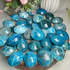 Vente en gros de pierres ovales en apatite bleue naturelle, polies à la main, pour la guérison spirituelle, décoration intérieure unique et cadeaux de vacances - Product Image 4