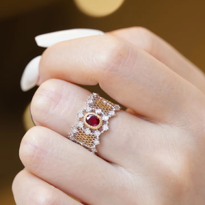 Phong Cách Cổ Điển 18K Vàng Vàng Tự Nhiên Pigeon Blood Ruby & Kim Cương Tự Nhiên Nhẫn Cao-End Thủ Công Hình Bầu Dục Hình Ladies 'Đồ Trang Sức - Product Image 4