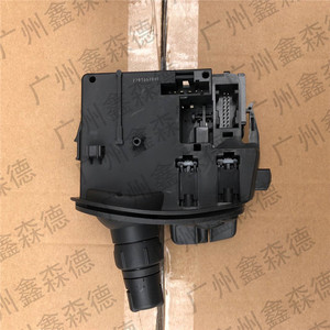 Interruptor de Limpiaparabrisas 7701060097 7701057096 7701068113 7701068114 para Reparación y Reemplazo de Automóviles - Product Image 3