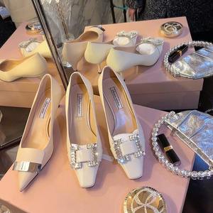 Chaussures plates pour femmes à boucle carrée en cuir véritable, motif géométrique, bout pointu, talons bas, style automne-hiver, à porter au quotidien - Product Image 3