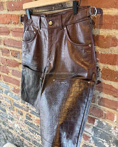 <span class=keywords><strong>Pantaloncini</strong></span> Corti da Uomo in Ecopelle PU Goffrata, Oversize, con Doppia Ginocchiera, Stile Streetwear, Lavaggio Acido, Estivi, Personalizzati - Product Image 3