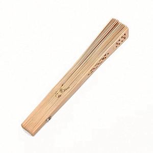 พัดมือไม้ไผ่แบบพับได้ขนาดเล็ก สีสันหลากหลาย สลักลายงานแต่งงาน ผ้าไหมจีนแบบดั้งเดิม ปรับแต่งได้ - Product Image 3