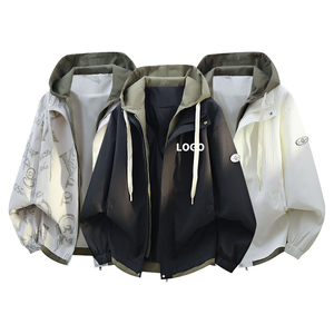 Giacca Bomber da Uomo con Cappuccio e Patchwork, 100% Poliestere, Vestibilità Ampia, Antivento, Stile Streetwear Casual Giovanile, Moda Primaverile - Product Image 2