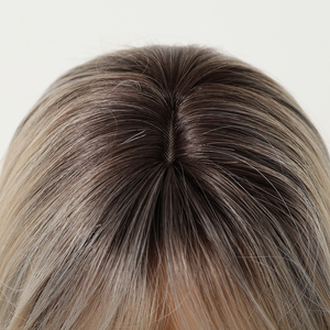 Perruque synthétique de 26 pouces, vague naturelle, racines foncées, ombré blond, longues franges, perruque lâche avec capuchon élastique, photo réelle - Product Image 2