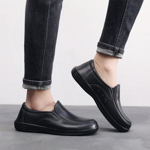 أحذية طهاة احترافية مخصصة سوداء مقاومة للانزلاق بمقدمة مستديرة معززة أحذية عمل للمطبخ للرجال - Product Image 6