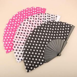 Nuevo Abanico Plegable de Plástico con Diseño de Puntos, 23 cm, para Fiestas y Decoración de Verano - Product Image 2