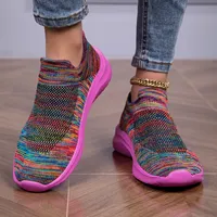 Chaussures de course printemps-automne 2026 pour femmes, légères, respirantes, en maille, avec semelle extérieure en EVA, à enfiler, basses, pour la marche