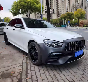 Para <span class=keywords><strong>Mercedes</strong></span> E63 AMG Kit de conversión para W212 Clase <span class=keywords><strong>E</strong></span> Sedan 2014-2015 Juego completo de estilismo de carrocería AMG Kit de carrocería No requiere corte - Product Image 2