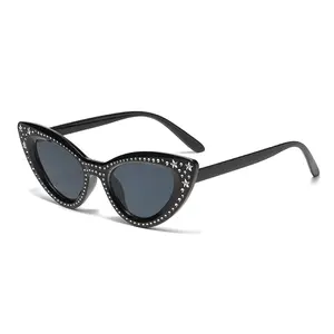 2024 nuevas gafas de sol de ojo de gato triangulares chapadas en diamantes estilo de moda Unisex con marcos de té Rosa blanco negro UV400