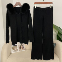 Ensemble 2 pièces mode hiver doux pour femme : haut long, cardigan tricoté avec bordure en vraie fourrure de renard, à capuche, coupe ajustée, écoresponsable