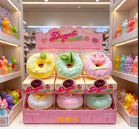 Jouet Squishy en Plastique Macaron Donut de 9 cm, Rebond Lent, Aliment Simulé, Anti-Stress, Jouet Fidget pour Filles, Idéal pour le Bureau