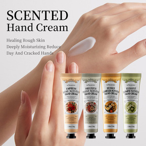 Crema de Manos Perfumada Floral KORMESIC, Pasta Hidratante y Nutritiva de 30g, Extractos de Plantas para el Cuidado Diario, Venta al Por Mayor para Exportación - Product Image 3