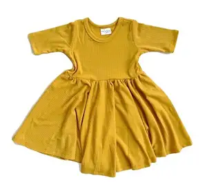 קיץ תינוקת קצר שרוול לסובב שמלת מוצק כותנה שמלת פעוט שמלת נדנדה