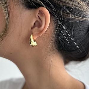 Joyería de Moda al por Mayor, Aros de Acero Inoxidable Lisos y Redondos en Forma de C para Mujer - Product Image 5