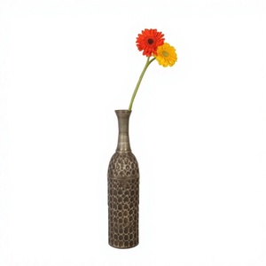 Jarrón de Metal Bohemio Hecho a Mano con Patrón de Panal, Alto, Vintage, de Bronce, Decoración de Mesa - Product Image 1