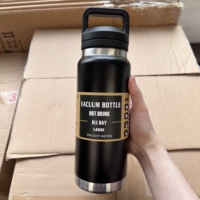 Botol Vakum Dinding Ganda 530ml 750ml 1L Botol Perjalanan Stainless Steel yang Dapat Digunakan Kembali dengan Pegangan dan Tutup Anti Bocor untuk Olahraga