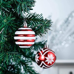 Nuevas Bolas de Navidad de Plástico de Alta Calidad de 6 cm, Adorno Colgante con Copos de Nieve Rojos y Blancos, Impresión Digital de 4 Colores para Fiestas - Product Image 6