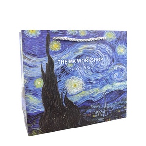 Bolsa de regalo de compras de lujo negra impresa personalizada al por mayor bolsas de papel de lujo con asa y lazo con su propio logotipo - Product Image 2