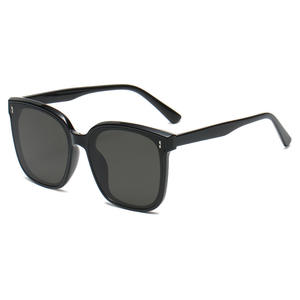 TikTok Style Unisex <b>Sunglasses</b> Black <b>Square</b> Frame UV400 Protection PC Lens Plastic Frame Type 3 Sunshades Part 3056 - Product Image 1