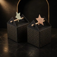Boîte cadeau Ramadan dorée en carton, motif arabesque, avec poignée en bois et ornement étoile, emballage islamique pour dattes de l'Aïd