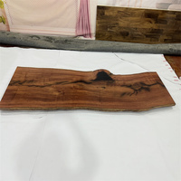 Fabricants de tables en bois massif, stock disponible, possibilité de personnalisation, tables de salle à manger