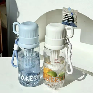 Gourde d'eau portable en plastique dépoli recyclé sans BPA, couleur dégradée, pour sport en extérieur, mignonne pour filles - Product Image 6