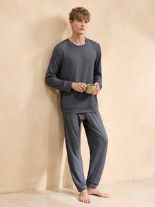 Nuovi Pigiami da Uomo Casual Traspiranti con Motivi Personalizzati all'Ingrosso - Product Image 1