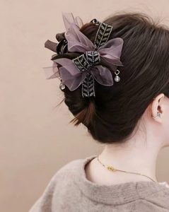 Pince à <span class=keywords><strong>cheveux</strong></span> élégante pour femme, style rétro, en maille noire florale, avec nœud en <span class=keywords><strong>strass</strong></span>, type pince requin - Product Image 4