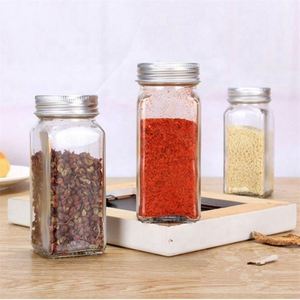 Juego de Saleros y Pimenteros Cuadrados de Vidrio de 4 oz al por Mayor con Tapas Plateadas para Almacenamiento de Especias - Product Image 4