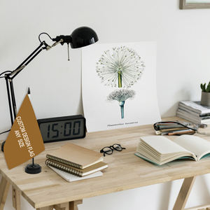 Drapeau de bureau 14x21cm pour ornements de négociation de conférence d'affichage supérieur de bureau pour les industries automobiles et d'assurance - Product Image 2