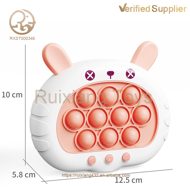 Jeux de poussée rapide avec jouets lumineux et musicaux