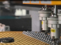 Plaquettes de tournage CNC en carbure de tungstène HUAREAL DNMG150404-GF, revêtement CVD/PVD, briseur de copeaux GF, dureté HRC20-45 pour le tournage