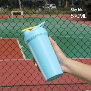 Bouteille <span class=keywords><strong>shaker</strong></span> isotherme à double paroi en acier inoxydable 304 de 24 oz, performance thermique de 12 à 24 heures, personnalisable pour les protéines et la salle de sport - Product Image 2