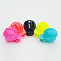 Outil de marquage de ligne pour balle de golf - Style clip rond avec 3 lignes et une ligne en T pour l'alignement du putting, accessoires de golf en plastique multicolores