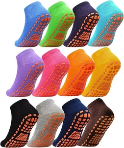Calcetines Antideslizantes para Trampolín con Logotipo Personalizado, Calcetines de Salto con Agarre Antideslizante para Niños, Niñas y Adultos, para Actividades en Interiores - Product Image 1