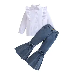 Новая стильная Осенняя Однотонная рубашка с рюшами и длинным рукавом и расклешенными джинсовыми брюками для девочек