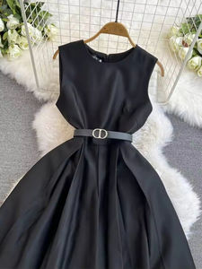 Robe midi noire Herben Sweet à col Peter Pan, de haute qualité, tissée, impression numérique, teinture unie, épaules dénudées - Product Image 2