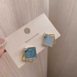 Vendita calda Trending minimalista in acciaio inossidabile Set di orecchini di perle per le donne alla moda Shell gioielli-all'ingrosso - Product Image 1