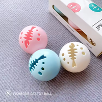 Jouet pour chat balle flash lumineux cloche herbe à chat menthe interactif teaser de chat jouant au ballon chat chaton paillettes balle jouets